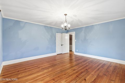 Tiny photo for 122 Binfield Rd, Maryville, TN 37801 (MLS # 1328272)