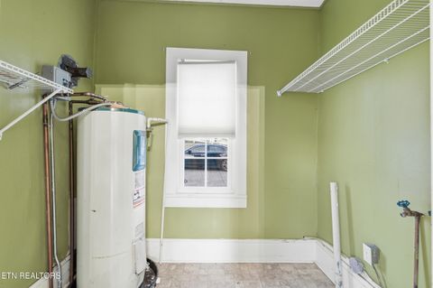 Tiny photo for 122 Binfield Rd, Maryville, TN 37801 (MLS # 1328272)