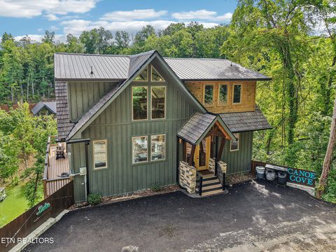 Tiny photo for 134 Jolene Way, Sevierville, TN 37876 (MLS # 1331762)