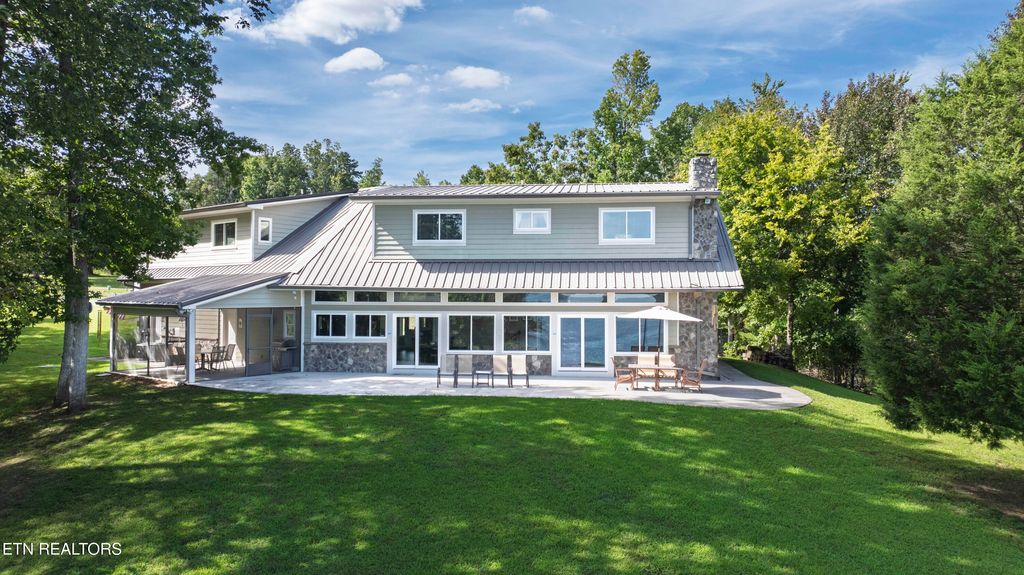 Photo of 199 Piney Bay Lane, Spring City, TN 37381 (MLS # 1339476)