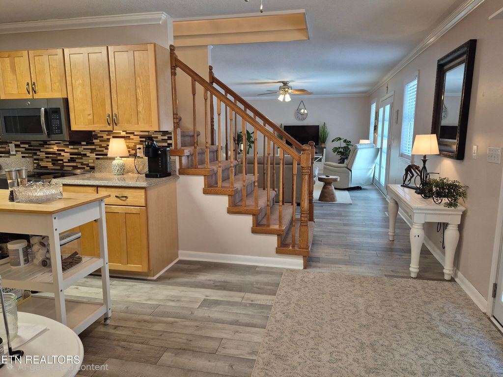 Photo of 570 Oakwood Estates Drive, Lenoir City, TN 37772 (MLS # 1345301)