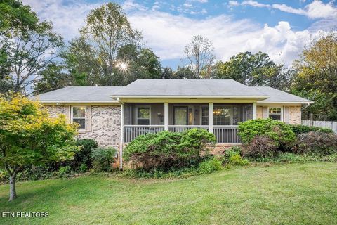 715 West Oak Drive Cookeville TN 38501