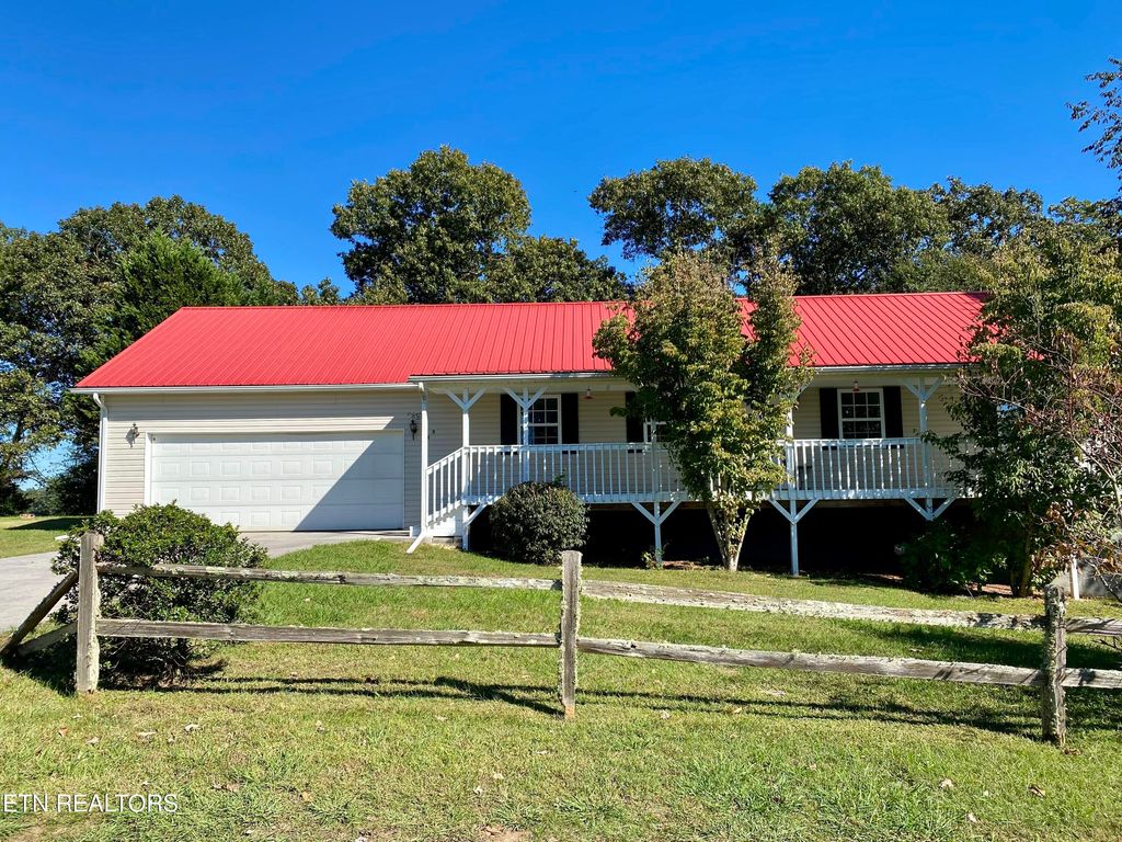 Photo of 185 Jenkins Rd, Tellico Plains, TN 37385 (MLS # 1279229)