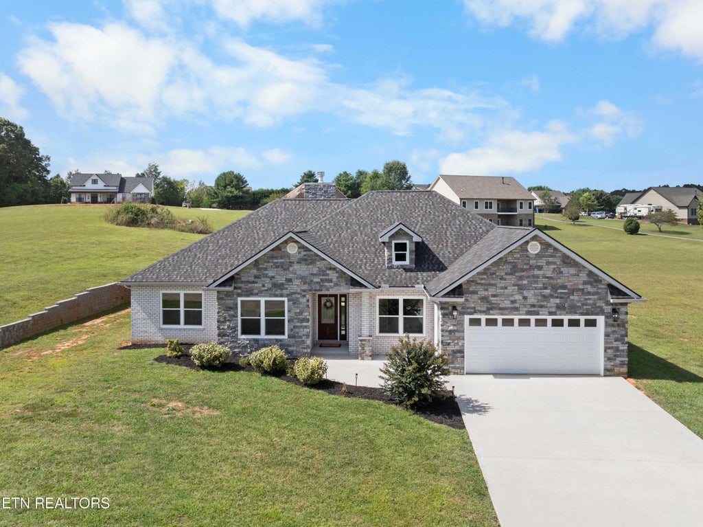 Photo of 227 Sugar Maple Court, Madisonville, TN 37354 (MLS # 1359093)