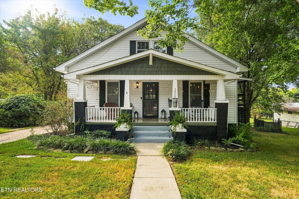 Photo of 3038 Conner Drive, Knoxville, TN 37918 (MLS # 1354984)