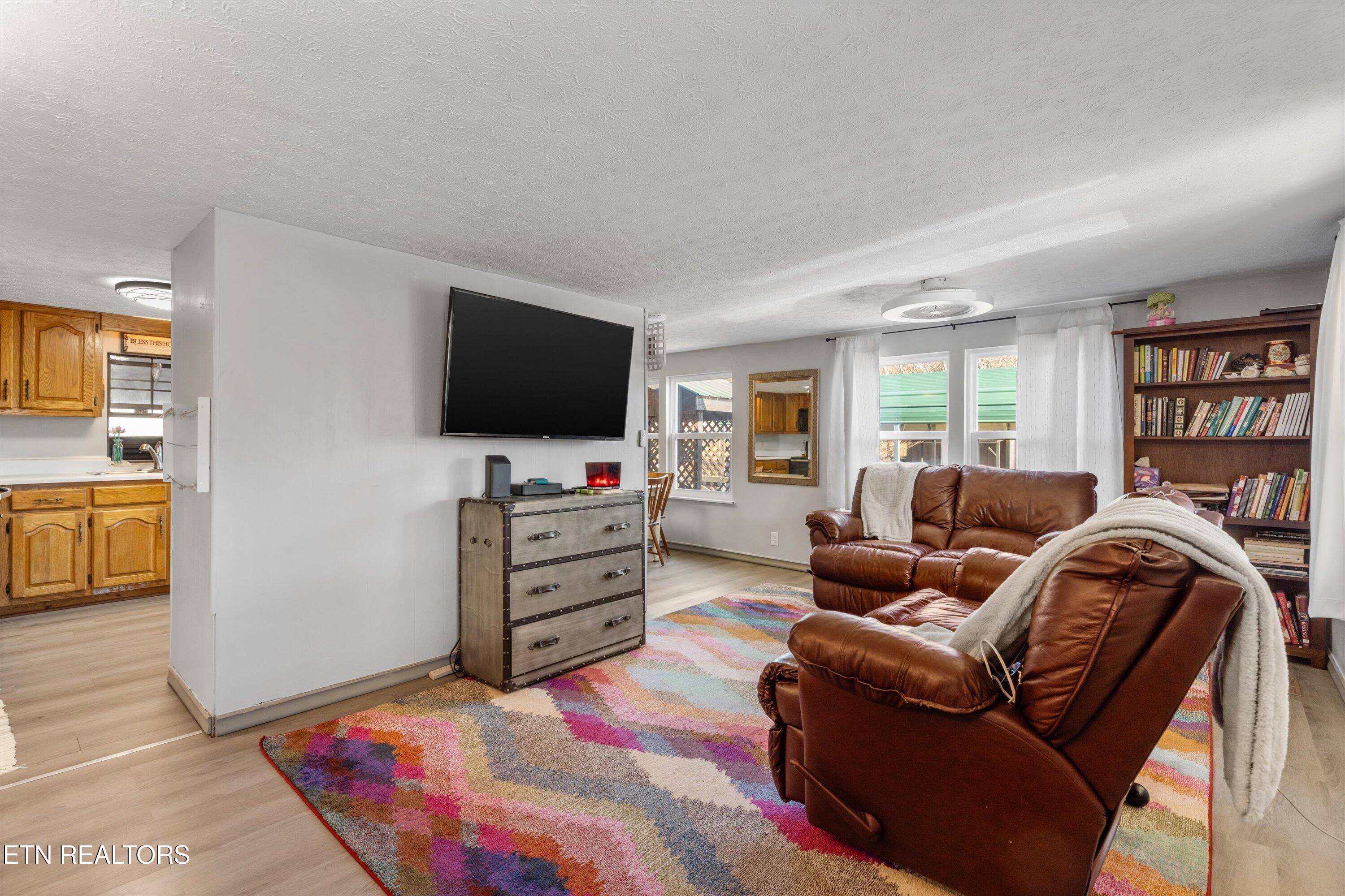 721 Gallaher Rd