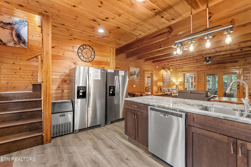 Photo of 315 Caney Creek Rd, Pigeon Forge, TN 37863 (MLS # 1340193)