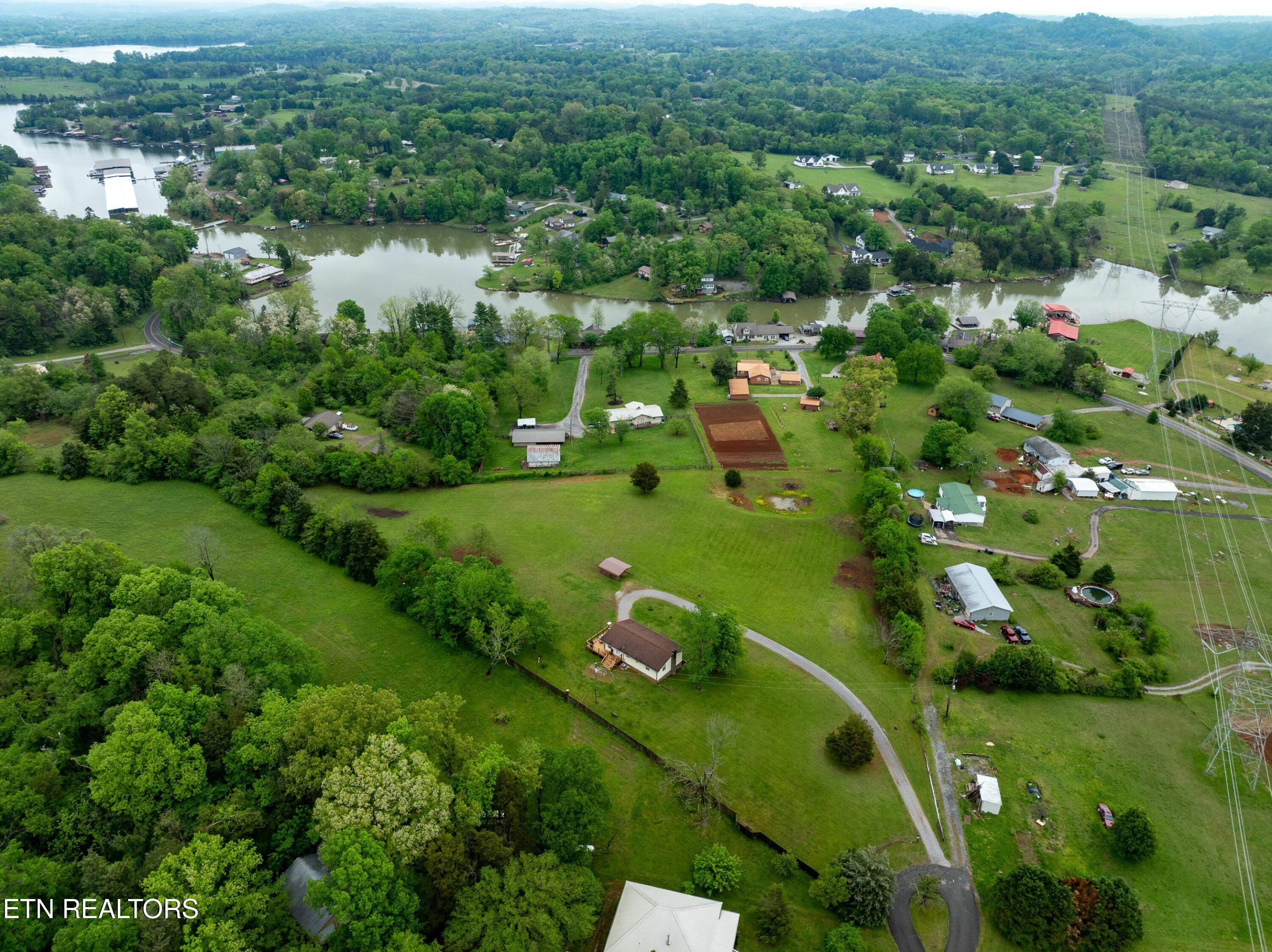 179 Hamil Rd
