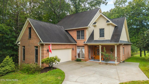 240 SKYVIEW DR, LENOIR CITY, TN 37772 - Image e21193165ac1a0d727f78d5fbc37fd59/228903755