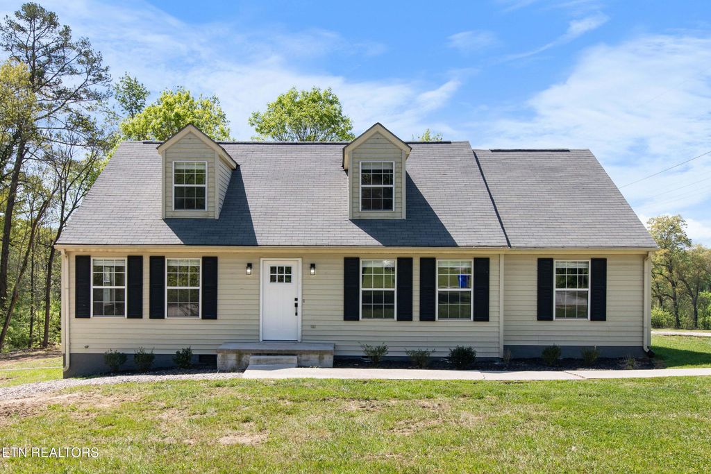 Photo of 9708 Smoky Row Rd, Strawberry Plains, TN 37871 (MLS # 1337131)