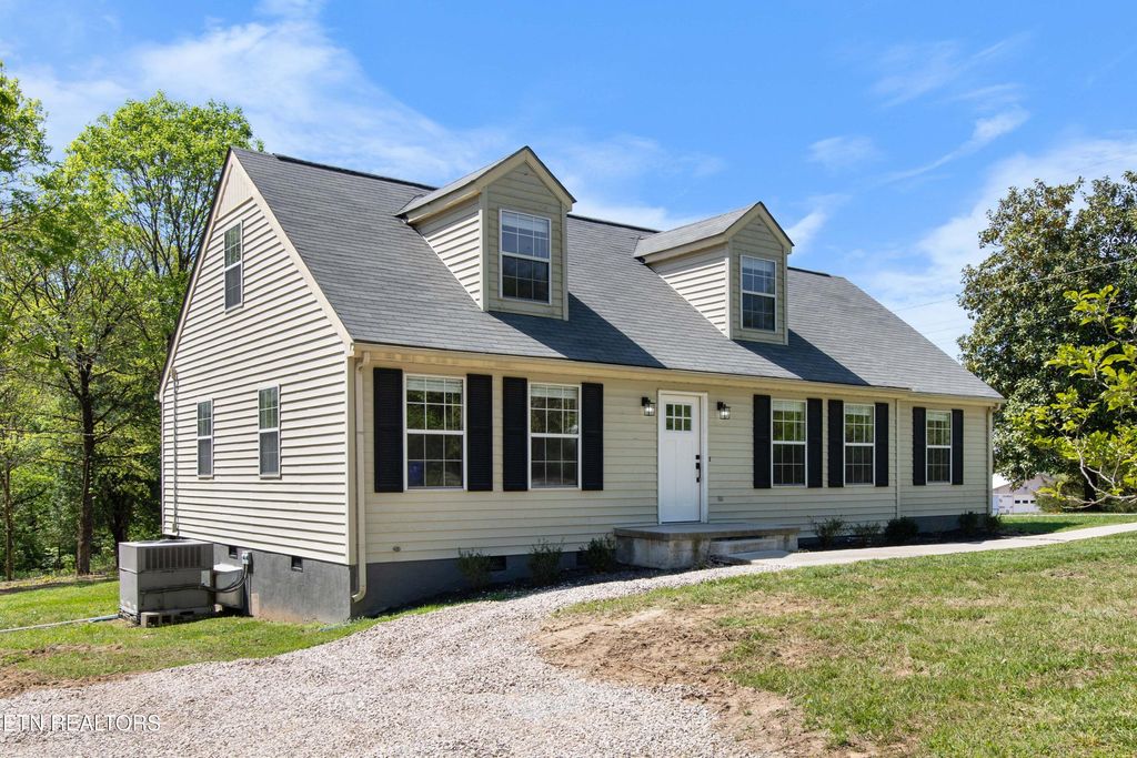 Photo of 9708 Smoky Row Rd, Strawberry Plains, TN 37871 (MLS # 1337131)