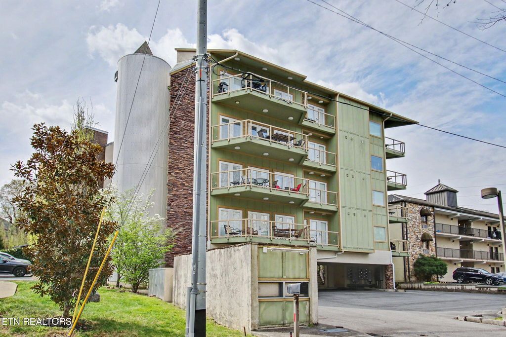 Photo of 513 McCarter Rd #4 m, Gatlinburg, TN 37738 (MLS # 1336859)