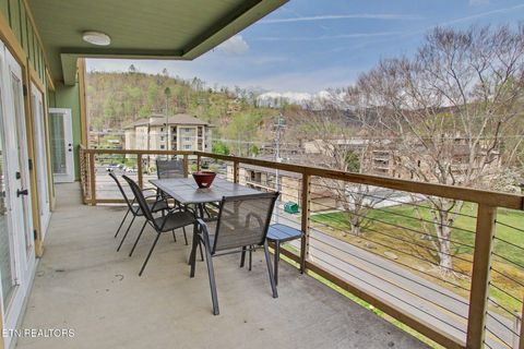 Tiny photo for 513 McCarter Rd #4 m, Gatlinburg, TN 37738 (MLS # 1336859)