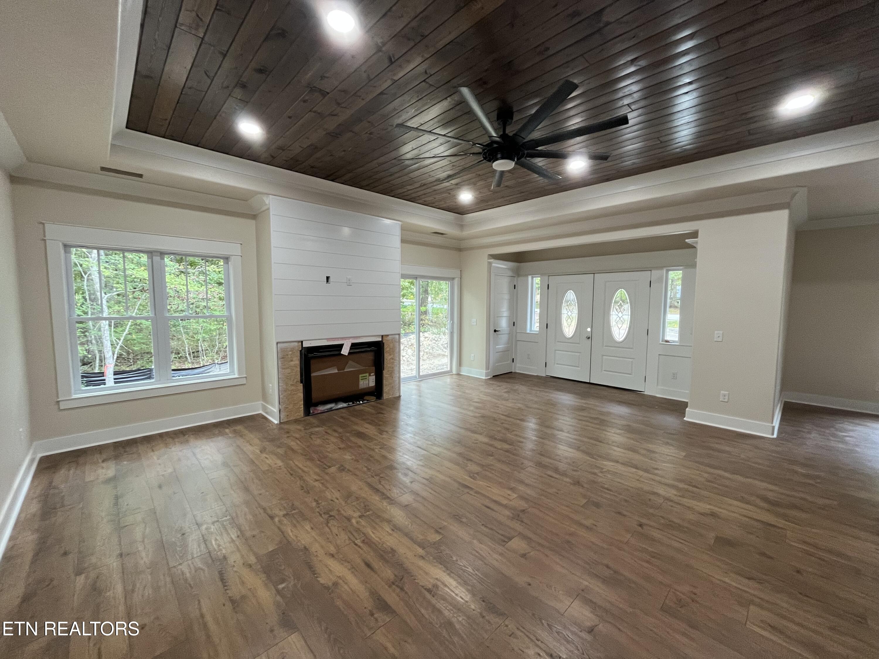 414 Beachwood Drive