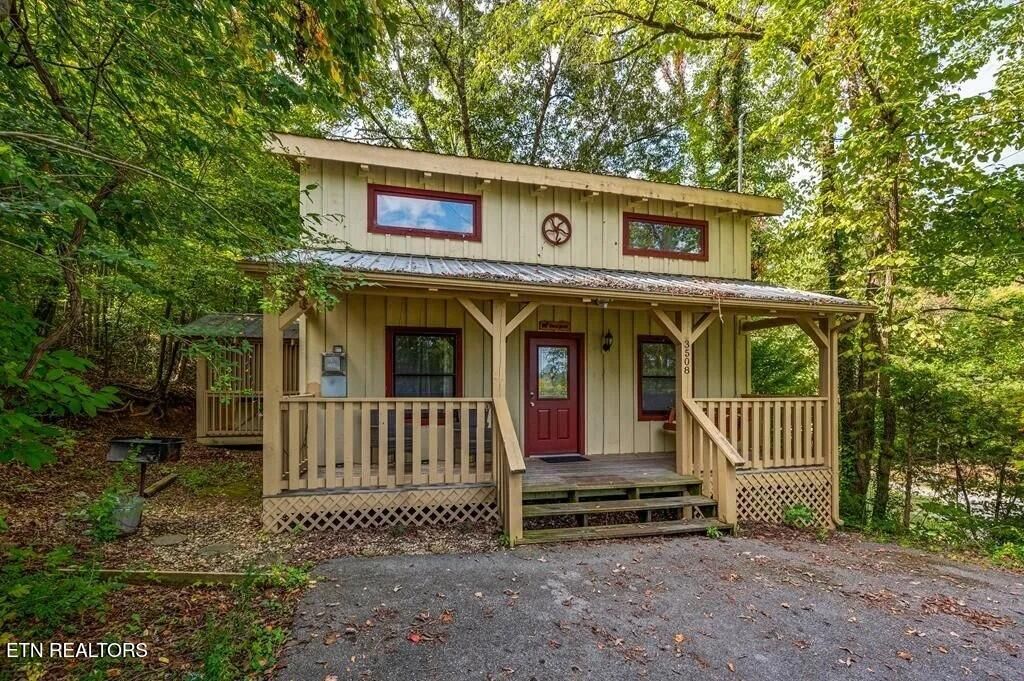 Photo of 3508 Peggy Lane, Pigeon Forge, TN 37863 (MLS # 1323384)