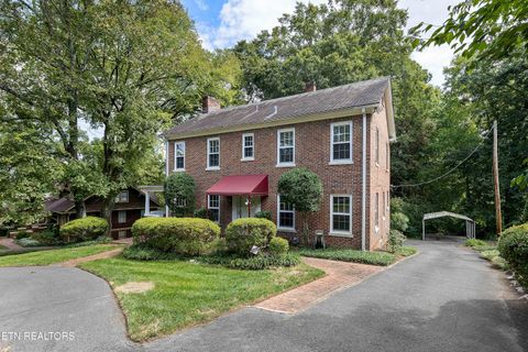 Photo of 3844 Woodhill Place, Knoxville, TN 37919 (MLS # 1315106)