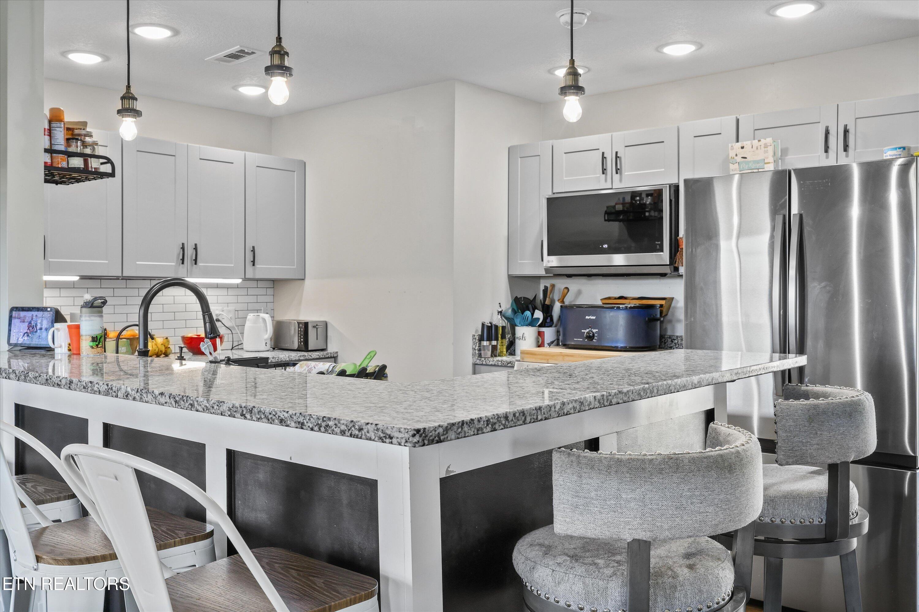 1914 Pleasant Ridge Rd