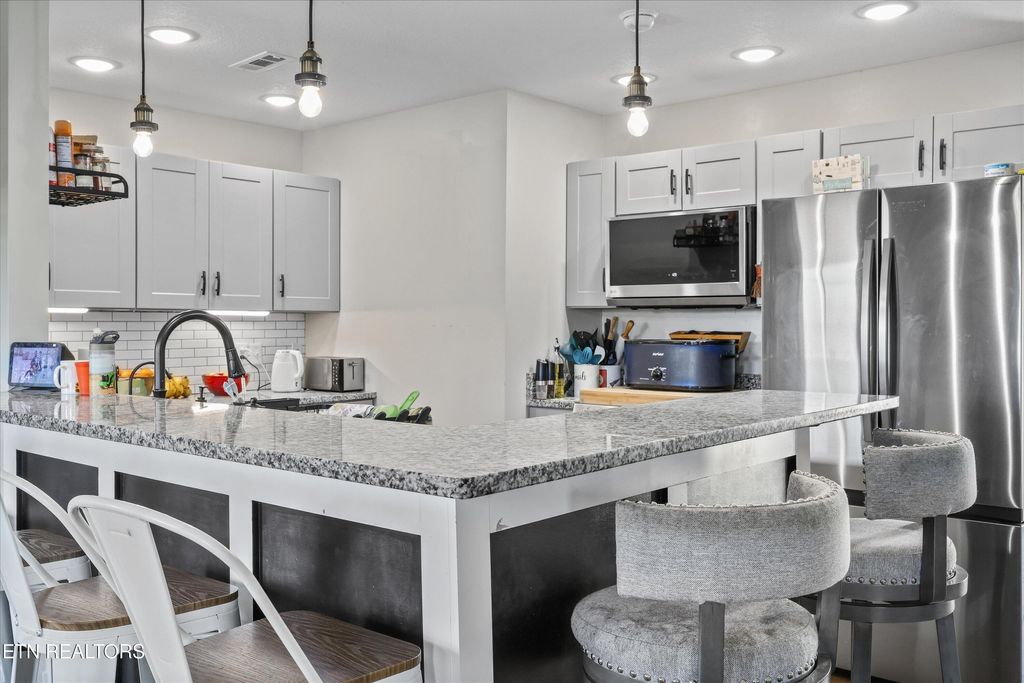 Photo of 1914 Pleasant Ridge Rd, LaFollette, TN 37766 (MLS # 1327563)