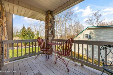 Tiny photo for 1189 Deerfield Way, LaFollette, TN 37766 (MLS # 1334311)