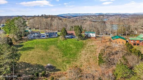 Tiny photo for 1189 Deerfield Way, LaFollette, TN 37766 (MLS # 1334311)