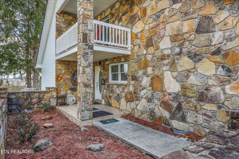 Tiny photo for 1189 Deerfield Way, LaFollette, TN 37766 (MLS # 1334311)