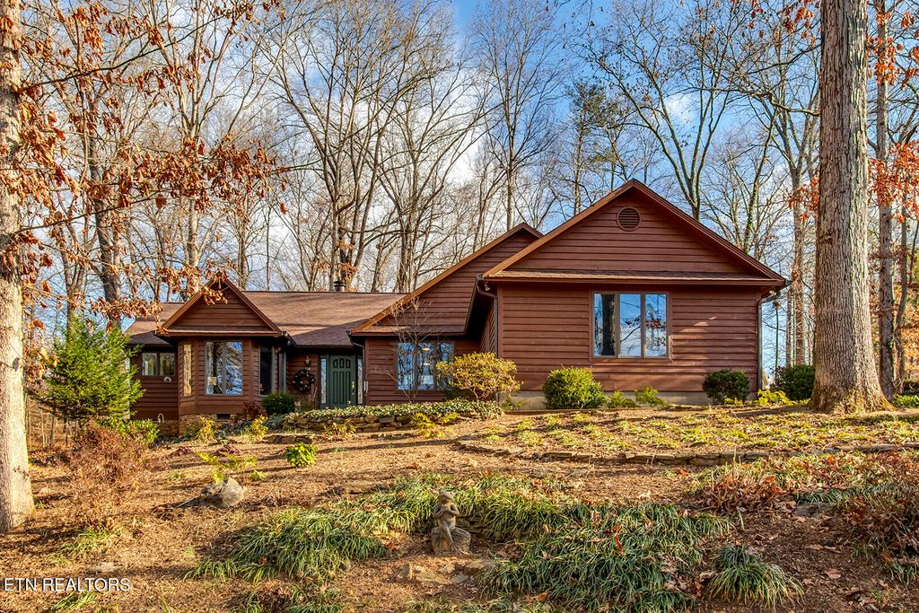 Photo of 114 Cheeskogili Way, Loudon, TN 37774 (MLS # 1325613)