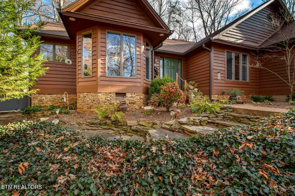 Photo of 114 Cheeskogili Way, Loudon, TN 37774 (MLS # 1325613)