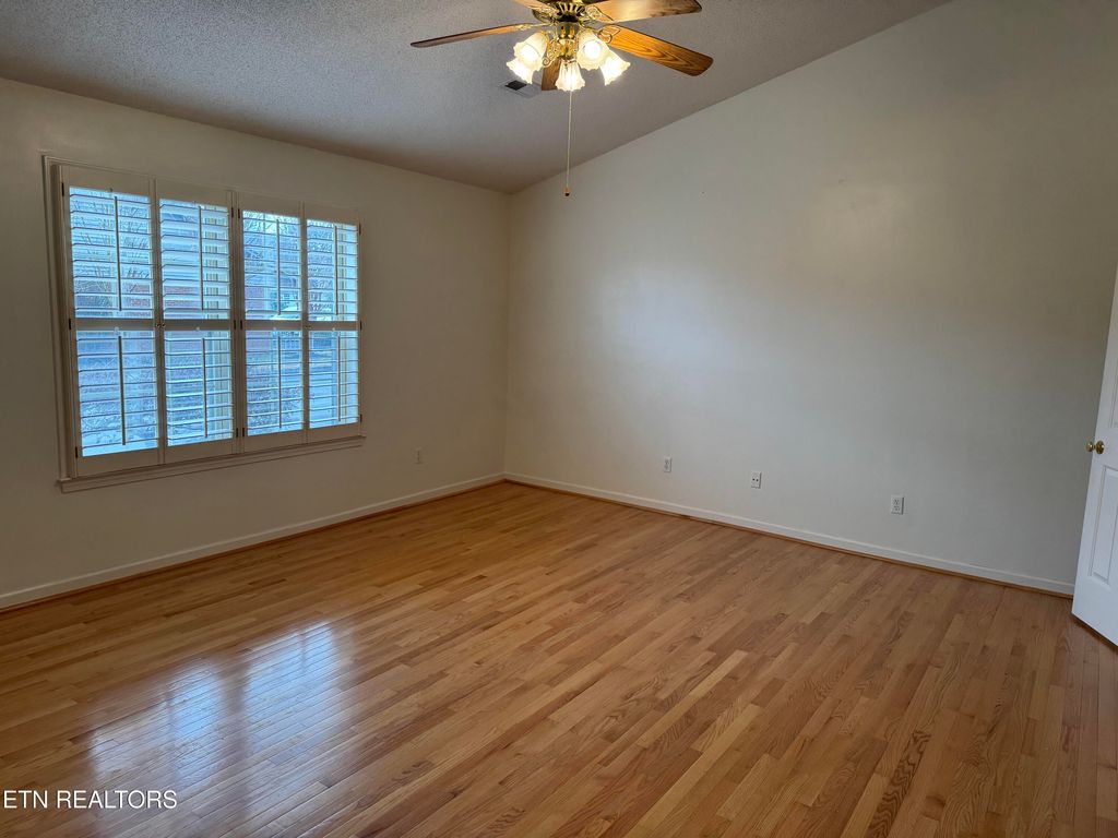 Photo of 170 Manchester Drive, Maryville, TN 37803 (MLS # 1339590)