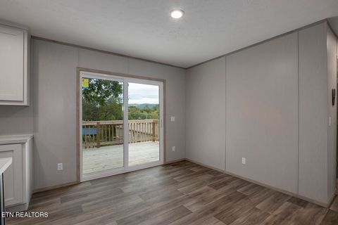Tiny photo for 722 Posey Rd, Etowah, TN 37331 (MLS # 1317812)