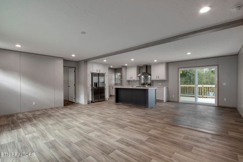 Tiny photo for 722 Posey Rd, Etowah, TN 37331 (MLS # 1317812)