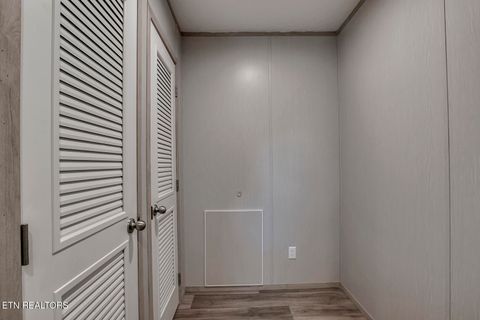 Tiny photo for 722 Posey Rd, Etowah, TN 37331 (MLS # 1317812)