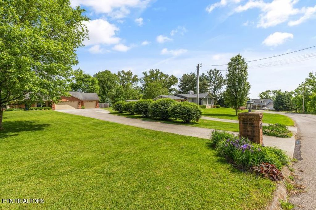 Photo of 8416 Ridgeland Drive, Corryton, TN 37721 (MLS # 1299850)