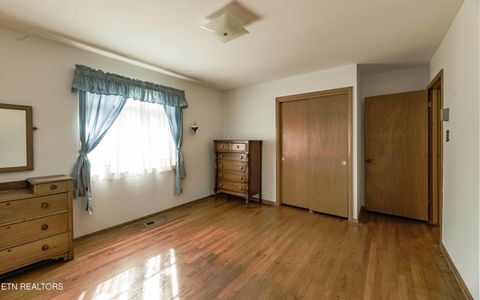Tiny photo for 816 Whitehall Rd, Knoxville, TN 37909 (MLS # 1315758)
