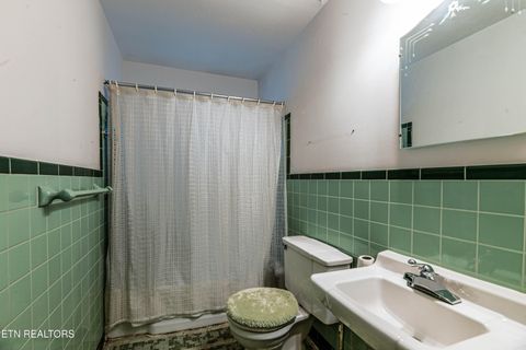 Tiny photo for 816 Whitehall Rd, Knoxville, TN 37909 (MLS # 1315758)