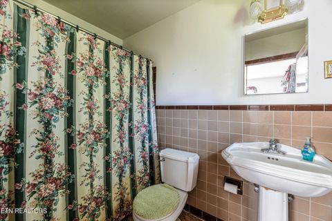 Tiny photo for 816 Whitehall Rd, Knoxville, TN 37909 (MLS # 1315758)
