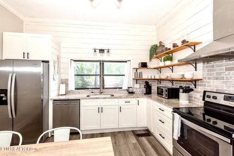 Tiny photo for 812 N 4th Ave, Knoxville, TN 37917 (MLS # 1350530)