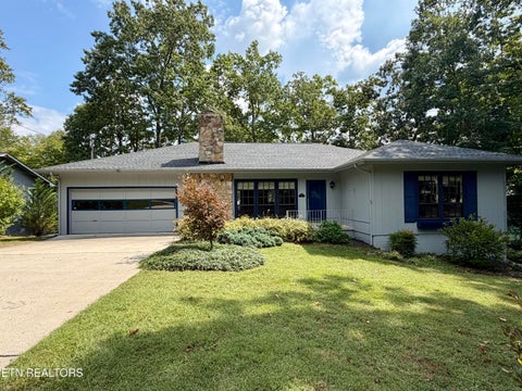 Photo of 124 Canterbury Drive, Crossville, TN 38558 (MLS # 1356157)