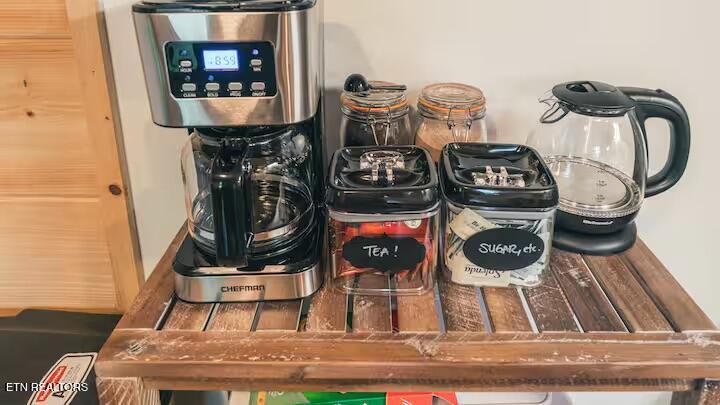 122 Quail Roost Drive