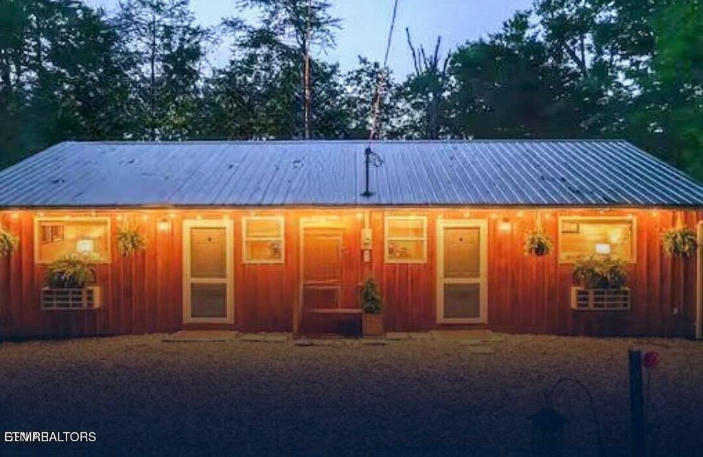 Photo of 122 Quail Roost Drive, Cosby, TN 37722 (MLS # 1310789)