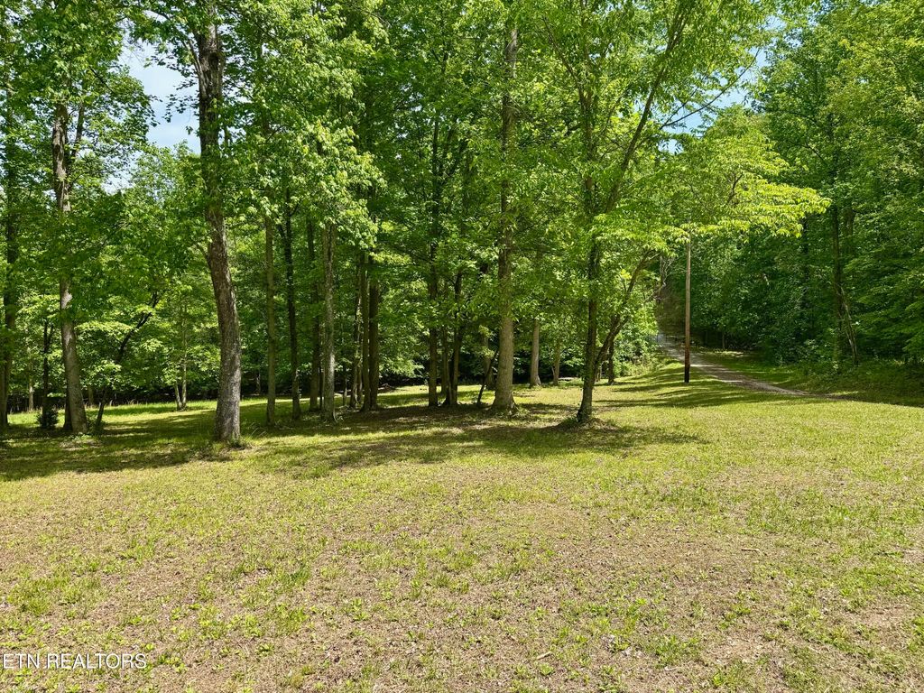 Photo of Lot 2 Eagle Ridge Rd, Kingston, TN 37763 (MLS # 1338846)