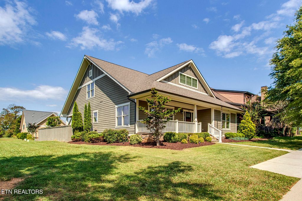Photo of 484 Bobcat Run Drive, Loudon, TN 37774 (MLS # 1310705)
