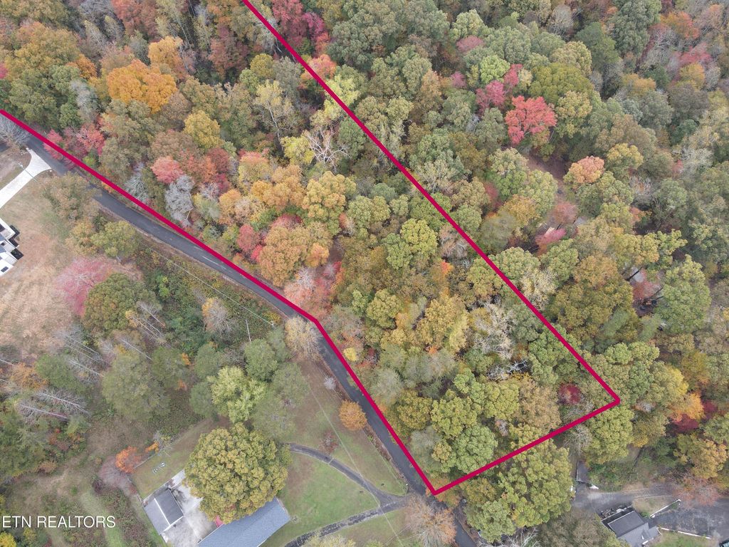 Photo of 126 Pleasant View Loop Rd, Clinton, TN 37716 (MLS # 1320064)