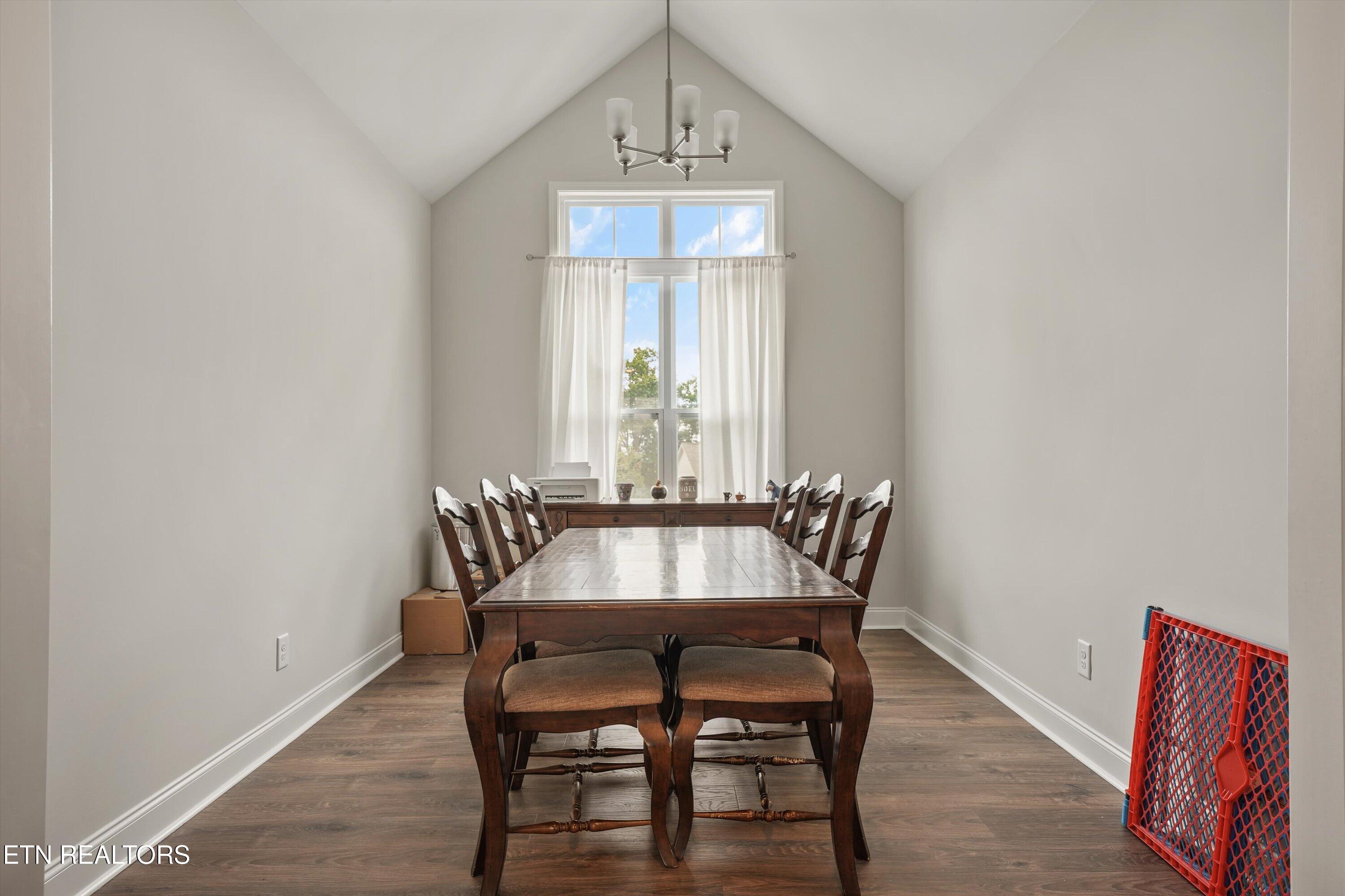 8121 Chapel Hill Lane