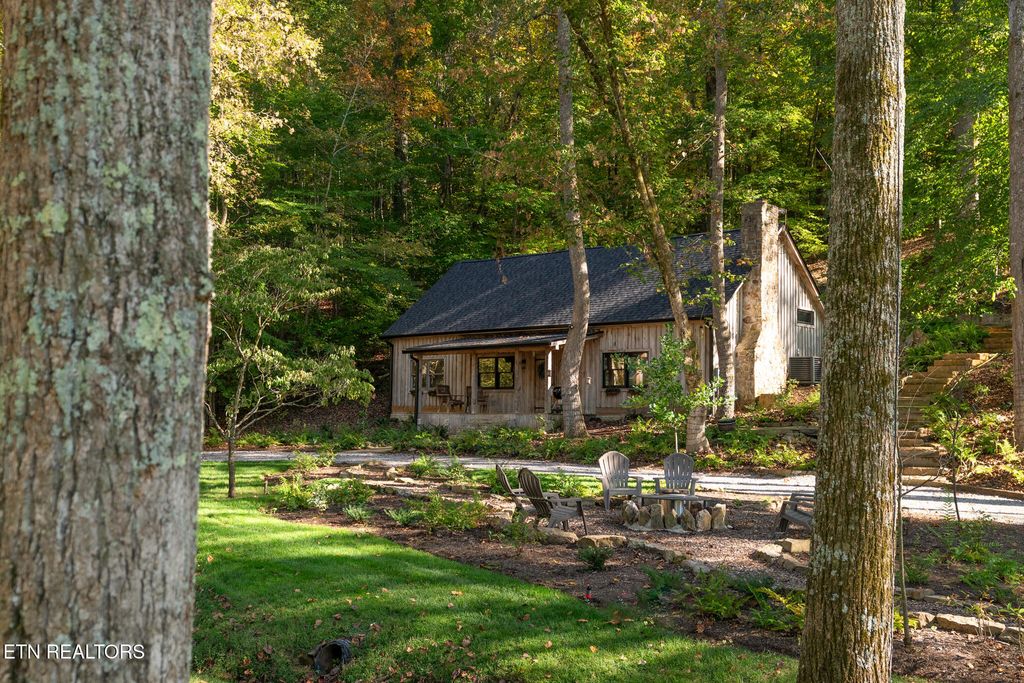 Photo of 9214 Tedford Lane, Knoxville, TN 37922 (MLS # 1328291)