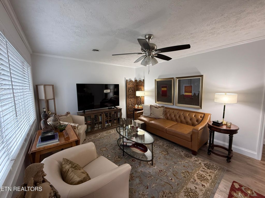 Photo of 310 Valley St, Morristown, TN 37813 (MLS # 1323795)