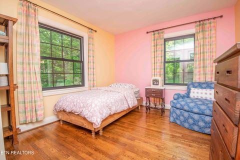 Tiny photo for 535 SW Chippewa Circle, Knoxville, TN 37919 (MLS # 1339205)