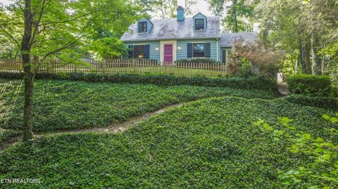 Tiny photo for 535 SW Chippewa Circle, Knoxville, TN 37919 (MLS # 1339205)