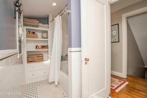 Tiny photo for 535 SW Chippewa Circle, Knoxville, TN 37919 (MLS # 1339205)