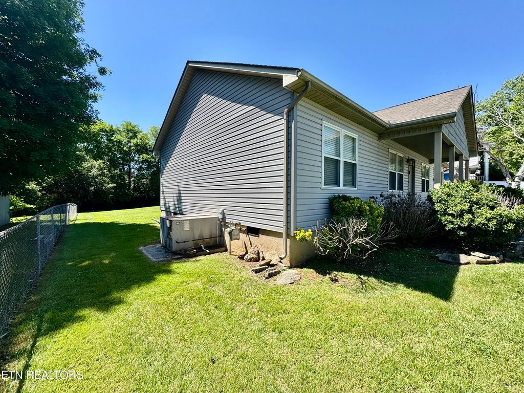 Photo of 4617 Baverton Drive, Knoxville, TN 37921 (MLS # 1341017)