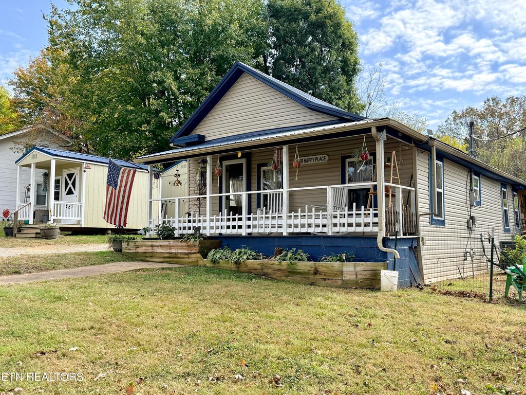Photo of 1954 Main St, White Pine, TN 37890 (MLS # 1319711)